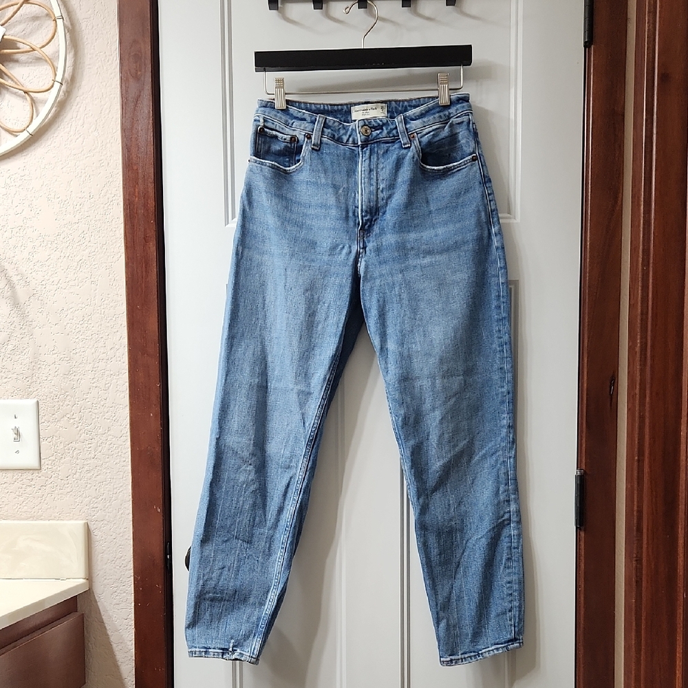 Abercrombie & Fitch Light Blue Straight Leg Jeans mom high rise curve love